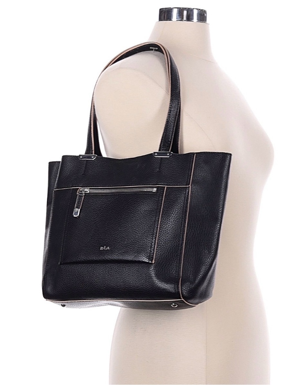 Lauren Ralph Lauren RLL
Black Pebbled Leather Tote
Zip Pocket Metal Feet